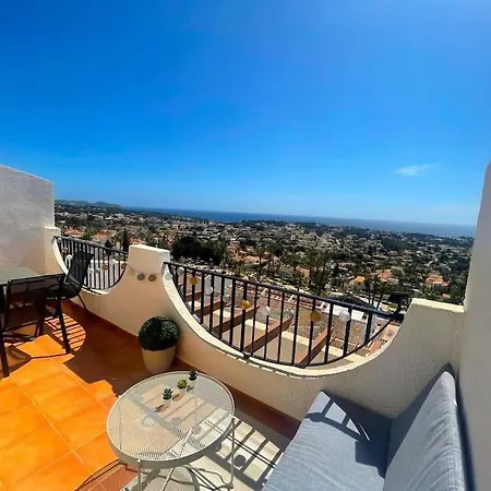 Canario - Imperial Park - Sea View, 6 Pools, Terrace Кальпе