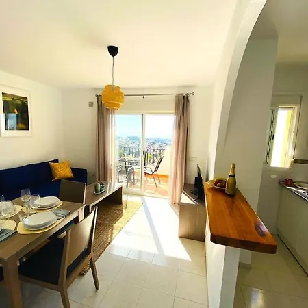 Apartamento Colibri - Imperial Park - Sea View, 6 Pools, Terrace