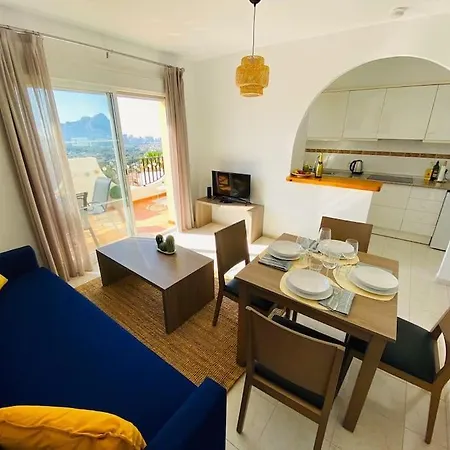 Canario - Imperial Park - Sea View, 6 Pools, Terrace 아파트