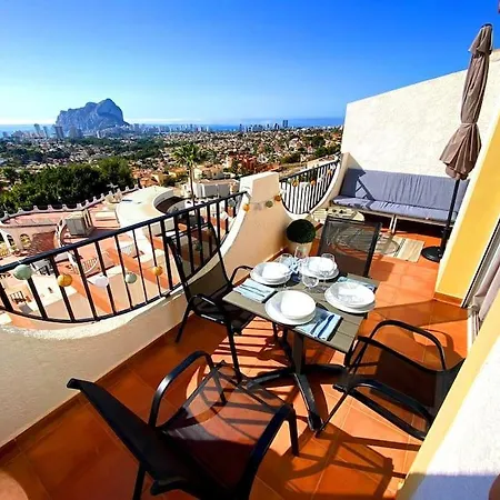 Canario - Imperial Park - Sea View, 6 Pools, Terrace 아파트