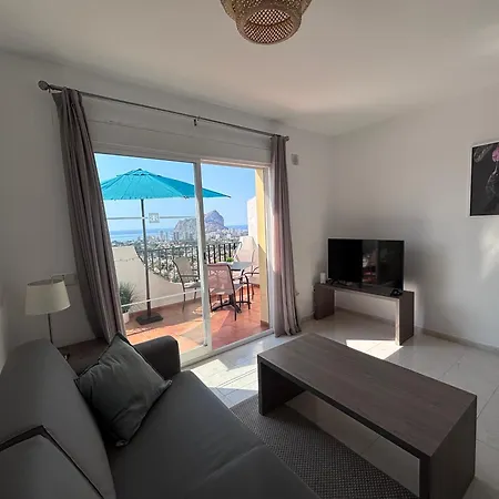 Colibri - Imperial Park - Sea View, 6 Pools, Terrace Apartamento
