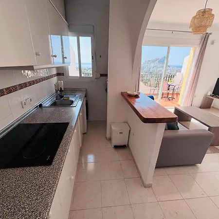 Apartamento Colibri - Imperial Park - Sea View, 6 Pools, Terrace